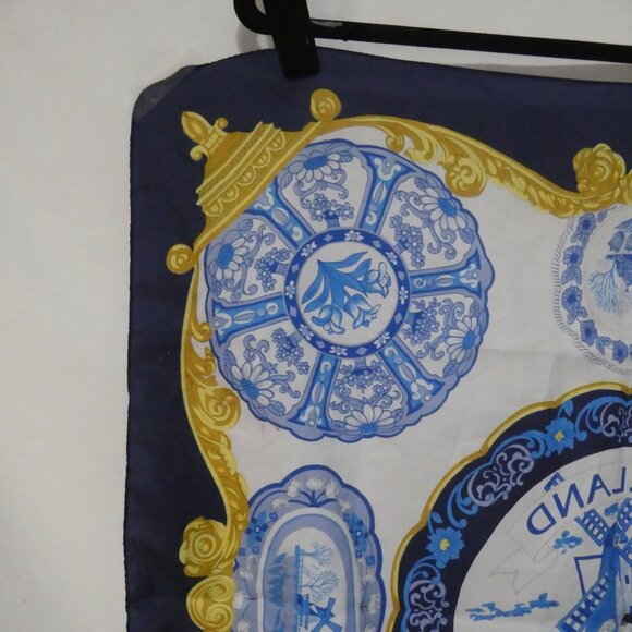 Unbranded | OS | Blue White Gold | Holland Souvenir Scarf - Picture 10 of 16